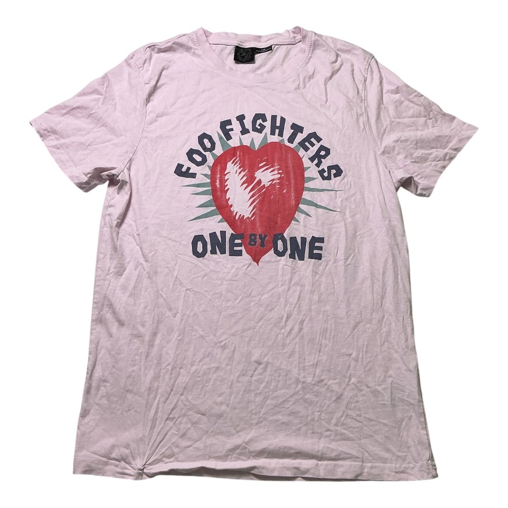 Foo Fighters One By One Pink Graphic Band T-Shirt Womens Large L Heart Logo